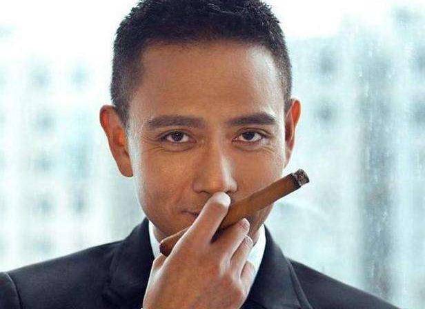 酒剑仙谢君豪(谢君豪回忆酒剑仙采访)