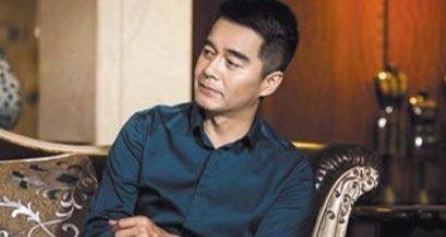 老婆生四个孩子的男星(成名后换老婆的明星)