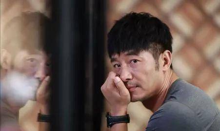 程莉莎如何追到郭晓冬(程莉莎怎么追的郭晓冬)