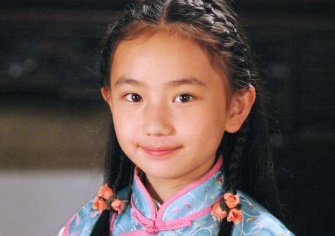 娱乐圈唯一一个考入清华大学的童星(90后清华学霸爆红)