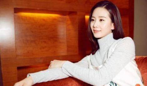 刘浩然真名叫刘源,刘亦菲以前叫安峰,Crystal原名土里土气,很配张馨!