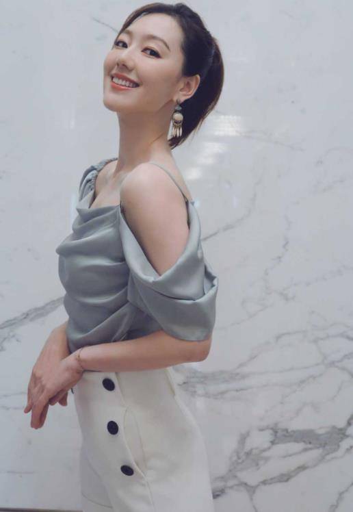 主持人王冠结婚了吗丈夫是谁(王冠李咏主持过的节目)