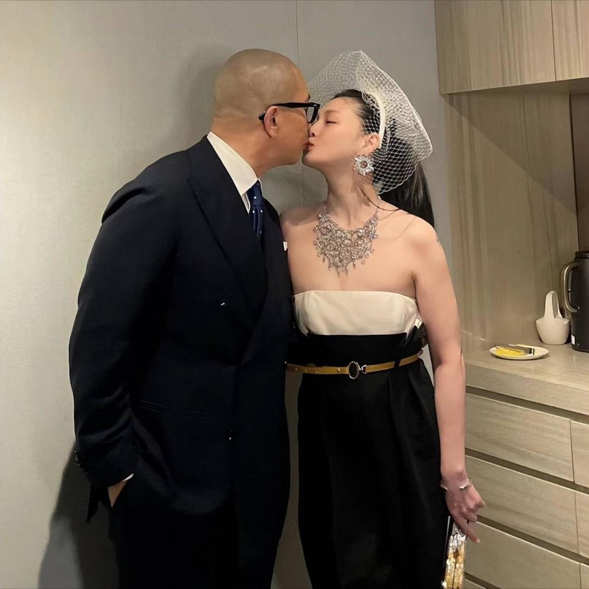 具俊晔与大s恋情(具俊晔公开与大S交往1年)