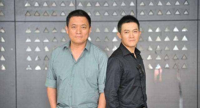 20岁成名与丈夫裸婚被抛弃(19岁一举成名拍戏途中和丈夫裸婚)