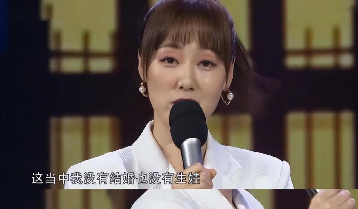 主持人王冠结婚了吗丈夫是谁(王冠李咏主持过的节目)