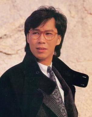 香港年轻男歌星患癌(66岁香港歌星病魔缠身)