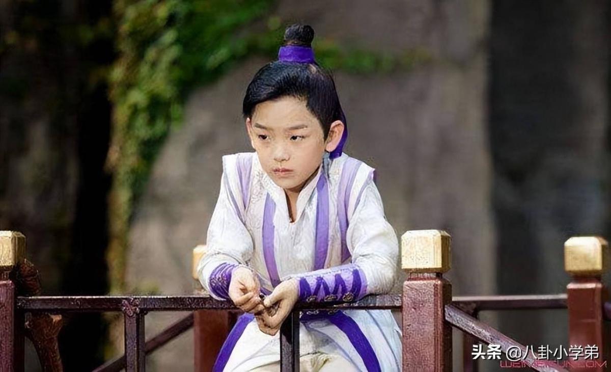 古装圆脸女星(大马脸男演员)