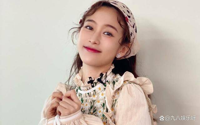 知道是营销还是圈粉，曾经是最美反派，现在30岁考上北大硕士。