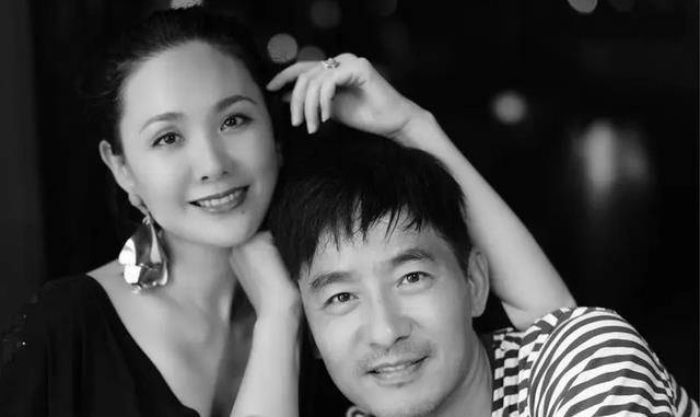 程莉莎如何追到郭晓冬(程莉莎怎么追的郭晓冬)