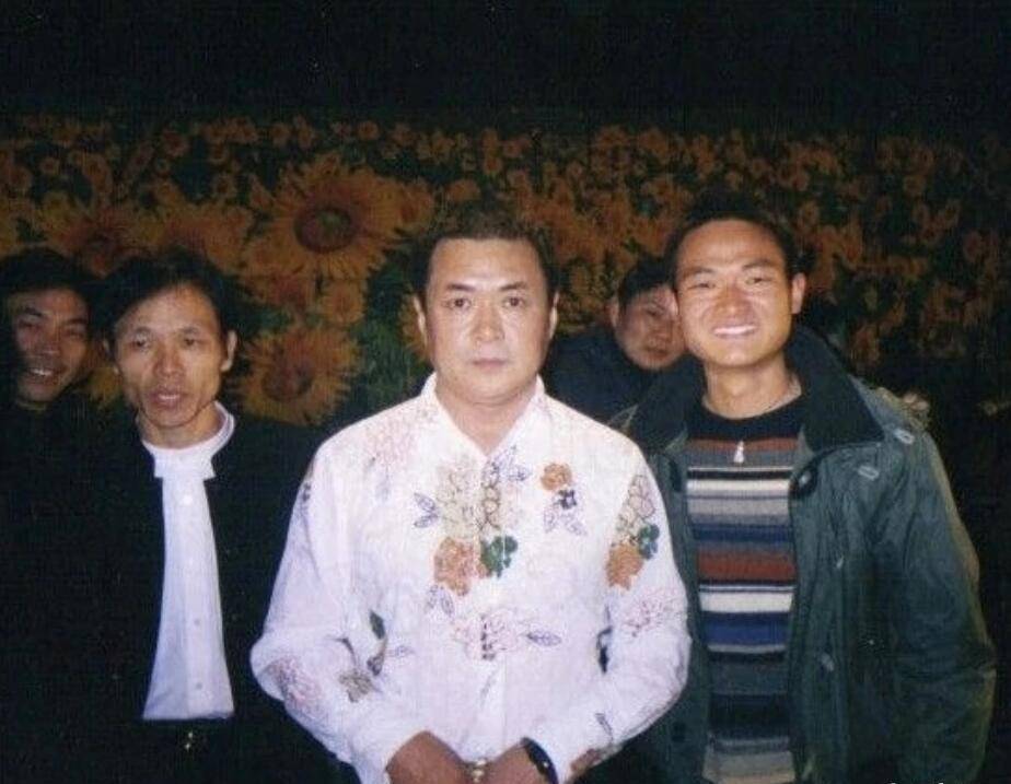 因流氓罪被判4年,“铁窗”王子迟志强是真流氓还是“坏人”?