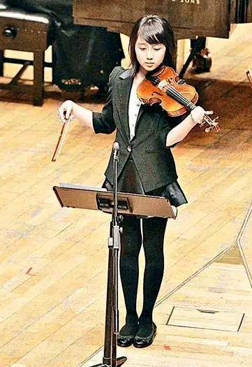 何鸿燊女儿何超欣简介(何鸿燊最疼爱的女儿何超琼)