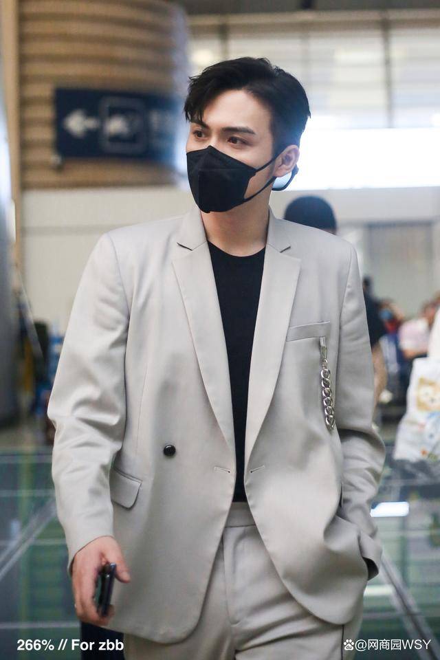 张彬彬呆萌(霸道男神照片)