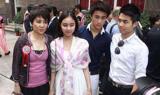 何超琼单身多少年了(何超琼无儿无女争产给谁)