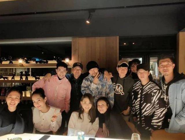 萧敬腾日本料理店美食曝光：周杰伦和林俊杰都亲自品尝过，难怪向太会赞不绝口。