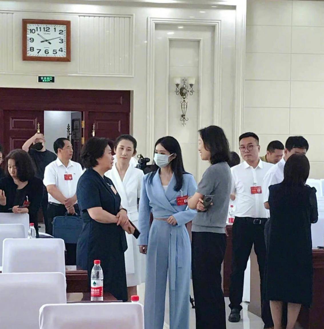 赵丽颖冯小刚离婚(冯丽颖离婚)