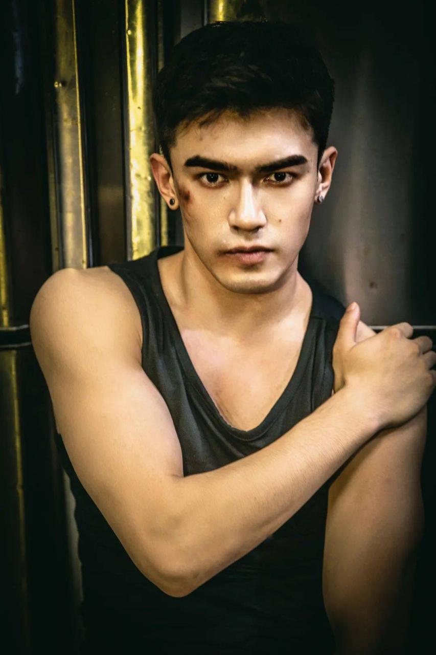 长歌行谁喜欢隼(长歌行隼对长歌的感情)