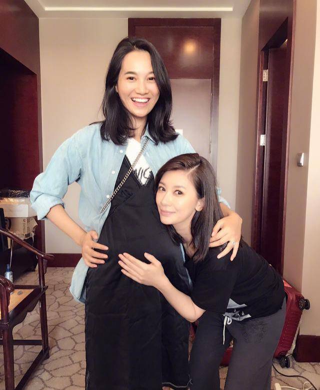 朱丹待产照(朱丹晒产后写真)