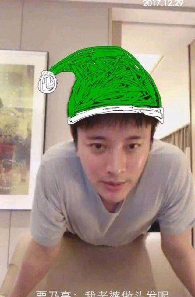 贾乃亮和李小璐近况 微博(李小璐喊话网友希望大家放过自己)