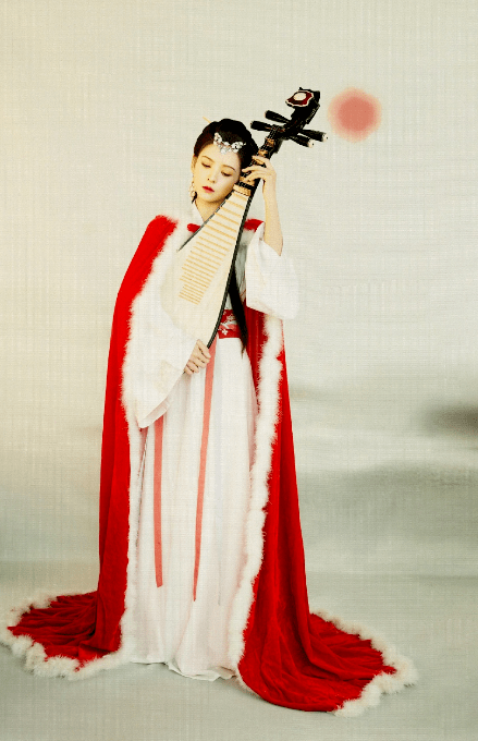 张予曦大方晒素颜照作出回应(张予曦是怎么变成精致大美人的)