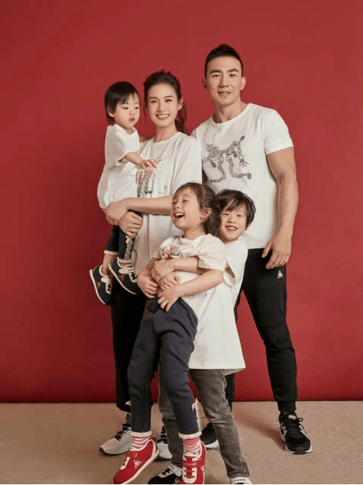 花500万谈恋爱的高富帅(高富帅娶了普通女孩)