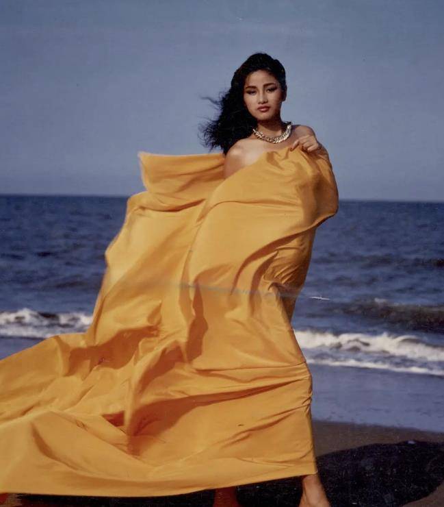 李亚鹏模特女友(李亚鹏超模女友)