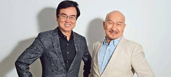 黄百鸣：错过周星驰，辞退王家卫，却陪妻子抗病16年的全能艺人(黄百鸣和王家卫)