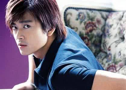 他是外界看好的四大天王接班人,却被向华强的妻子给毁了。