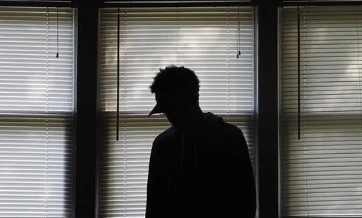 焦虑症真的太难受了(焦虑症真的太痛苦了)