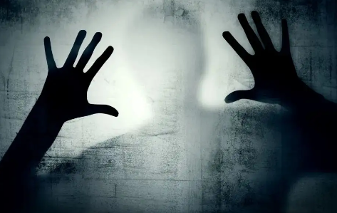 焦虑症和抑郁症哪个痛苦(焦虑症还是抑郁症可怕)