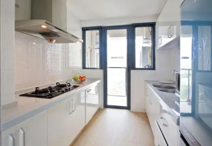 厨房挂什么颜色门帘好(厨房挂什么颜色门帘最符合风水)