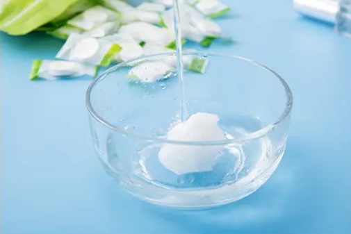 压缩面膜放了两年还能用吗知乎(压缩面膜放了两年还能用吗贴吧)