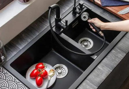 灶台洗菜盆怎么摆放合适呢(厨房里燃气灶和洗菜盆摆放位置有什么讲究吗)