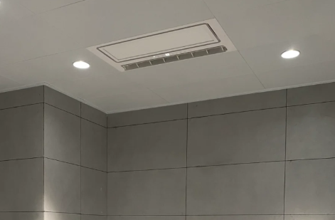 卫生间吊顶灯一闪一闪(卫生间吊顶灯怎么拆下来图解)