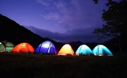 国庆 露营(国庆露营冷吗)
