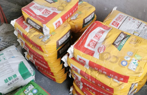 腻子里加洗衣粉可以吗?(腻子粉可以加洗洁精吗)