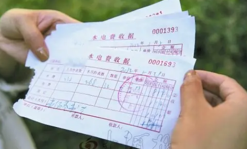 每个月水费一样有问题吗(水费每月很多是什么原因)