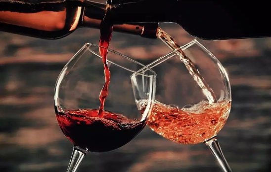 葡萄酒有保质期吗保质期是几年(葡萄酒有保质期吗为什么要倒放)