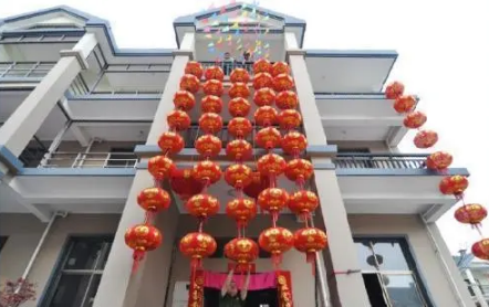 入宅当天不能和人打招呼吗(入宅当天不能拿扫把吗)