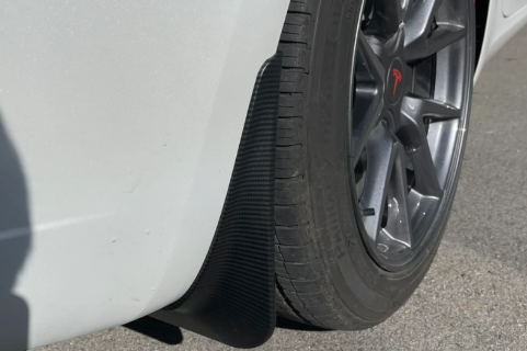 挡泥板坏了一个要全部换吗(挡泥板坏了一个)