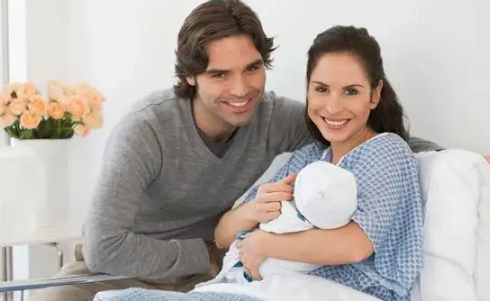 坐月子真的是来一个月的大姨妈?(女生坐月子是来一个月大姨妈吗)