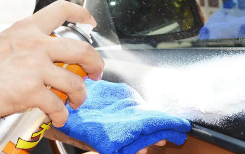 汽车内饰清洗一次大概需要多久(汽车内饰清洗一次大概多少钱)