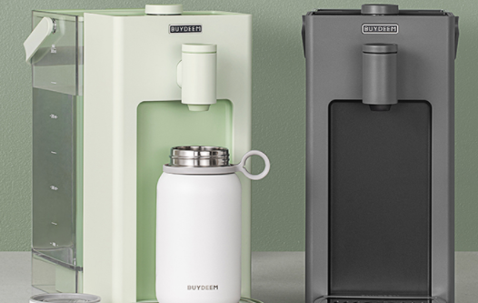 新买的饮水机有塑料味是不是不好喝(新买的饮水机都有塑料味吗)