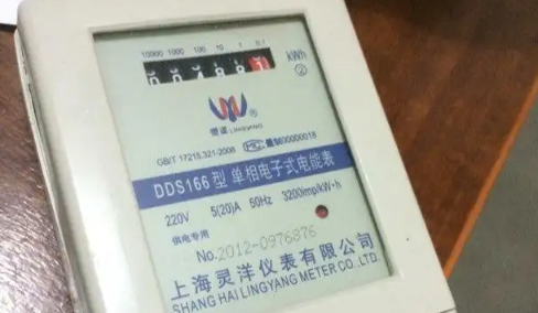 电表怎么调走的慢点(电表调速螺丝在哪)