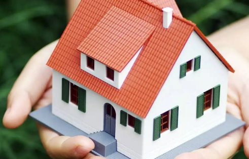 卖房子告诉中介底价不(中介为什么压卖家房价)