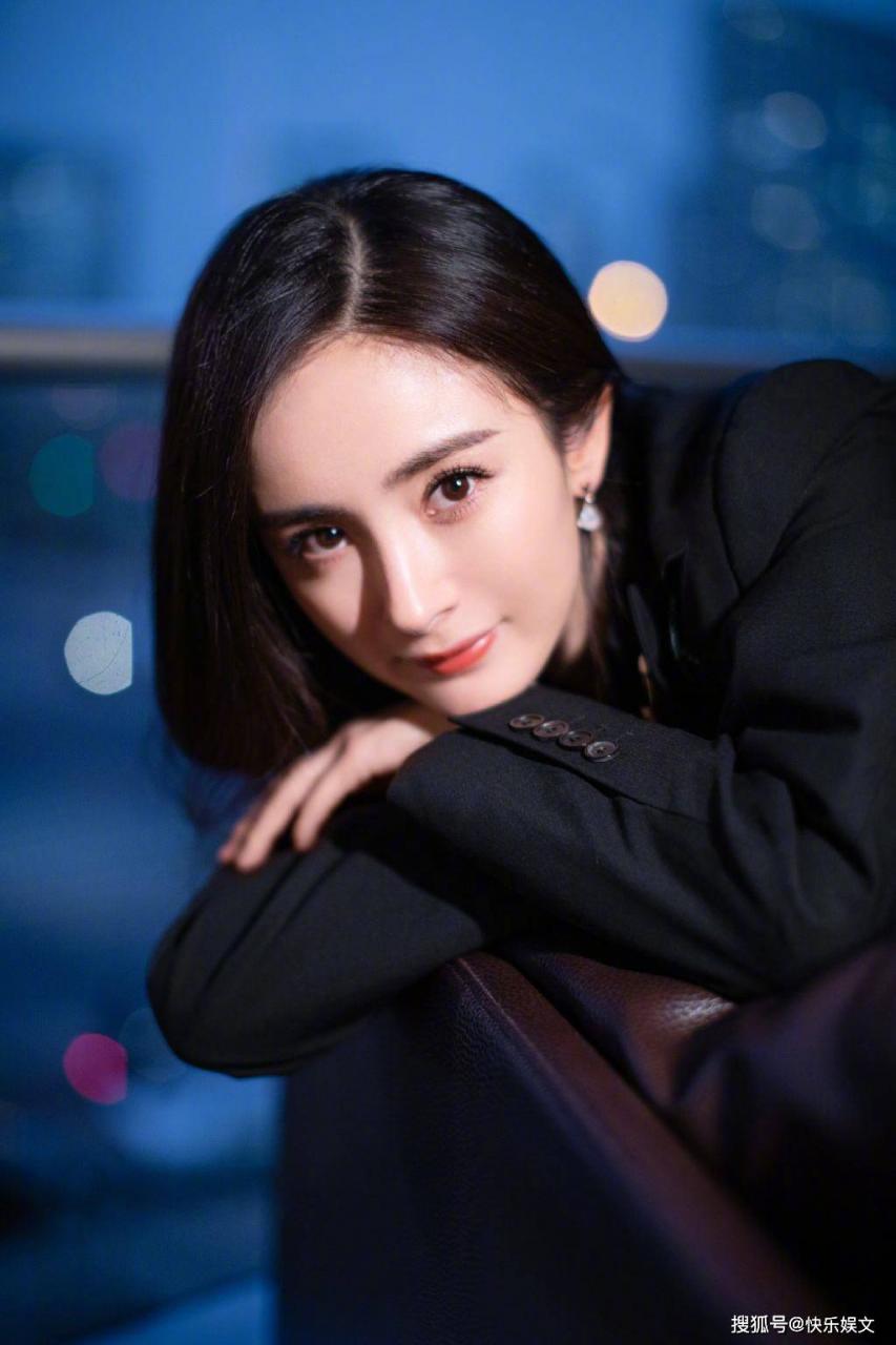 36岁杨幂的伤况!眼睛缝针需要包扎,三天换一次药,伤势已经稳定。