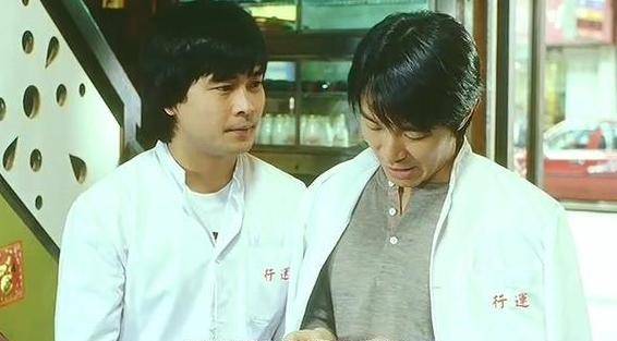 他是周星驰看好的接班人，但王晶说他不行。现在他已经成为潮流的引领者。