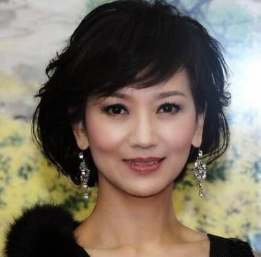 白素贞胡媚娘赵雅芝(白素贞赵雅芝剧照)