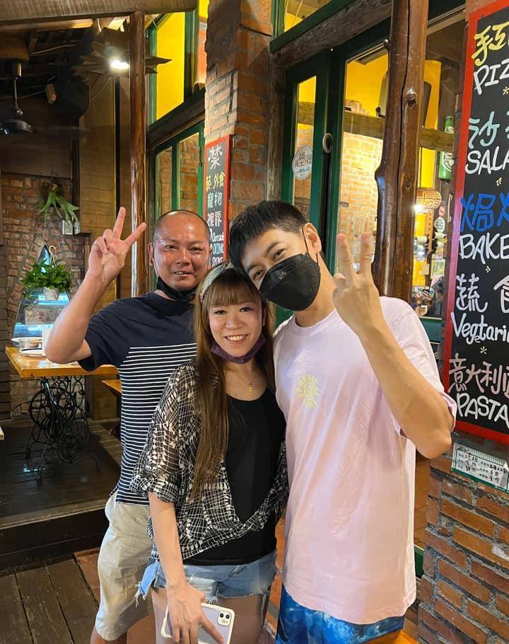 林志颖一家五口的近照十七岁(林志颖大儿子kimi近照)