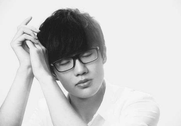 从来不开演唱会的歌手(他开演唱会台下全是明星)