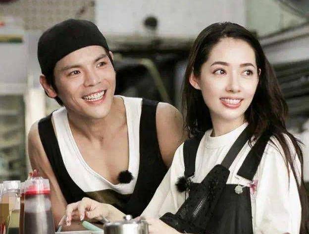 初恋归来,他竟抛下婚礼上的孕妻(当然,这些都是她的豪门老公)